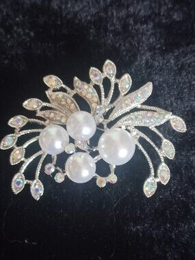 Pearls & Sparkle Brooch